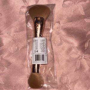 Tarte Dual-Ended Gold Makeup Brush